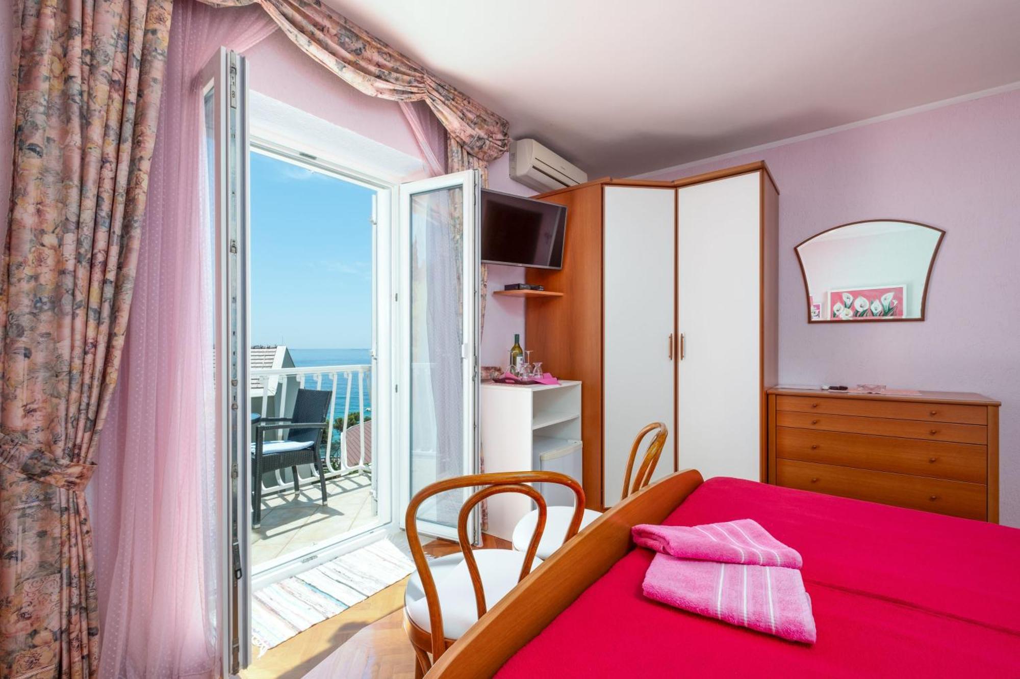 Rooms Tupina By Paulina Mlini Rom bilde